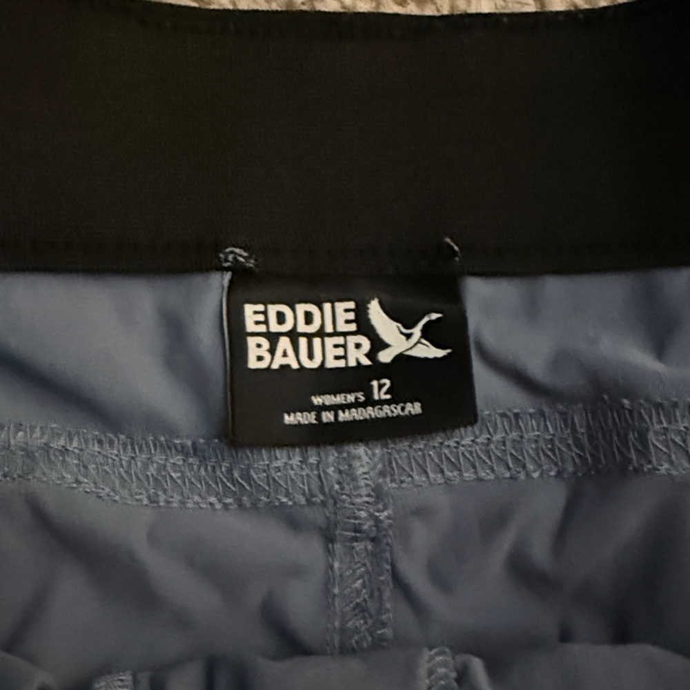 Eddie Bauer Women’s Tech Pants Size 12R - Picture 2 of 3